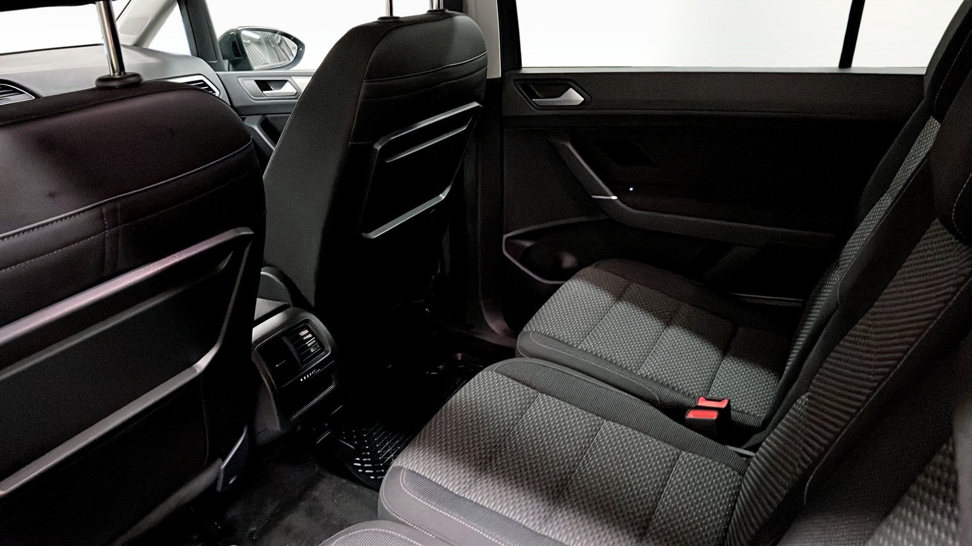 Volkswagen Touran CJA92Z