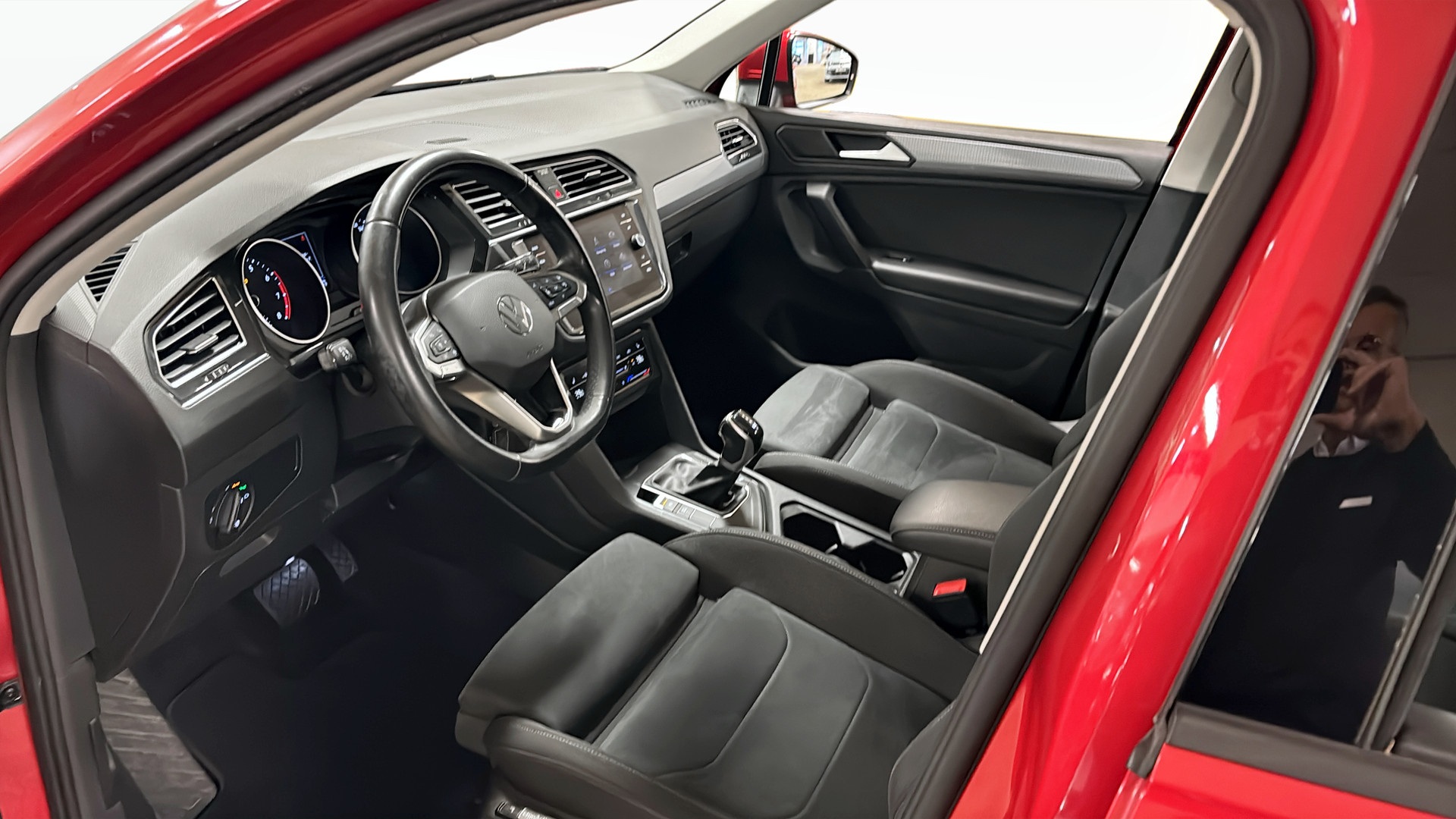 Volkswagen Tiguan CJC14G