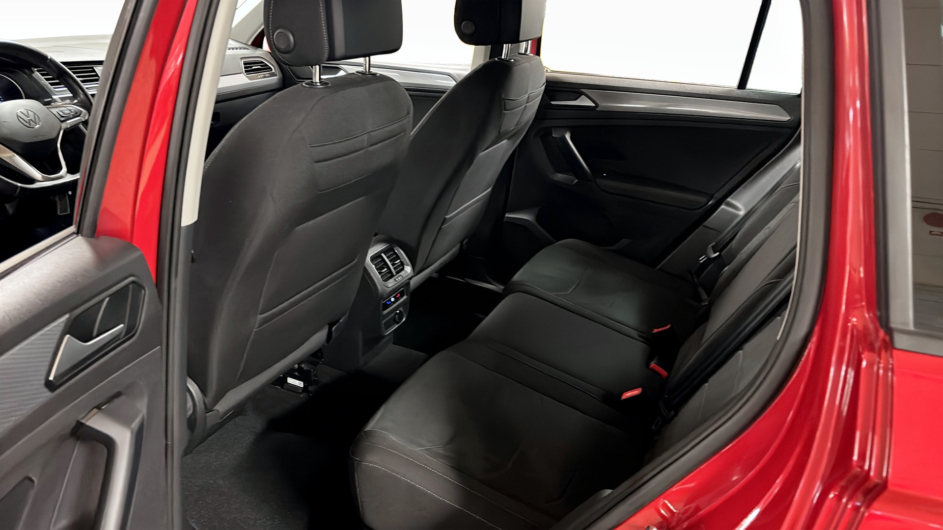 Volkswagen Tiguan CJC14G