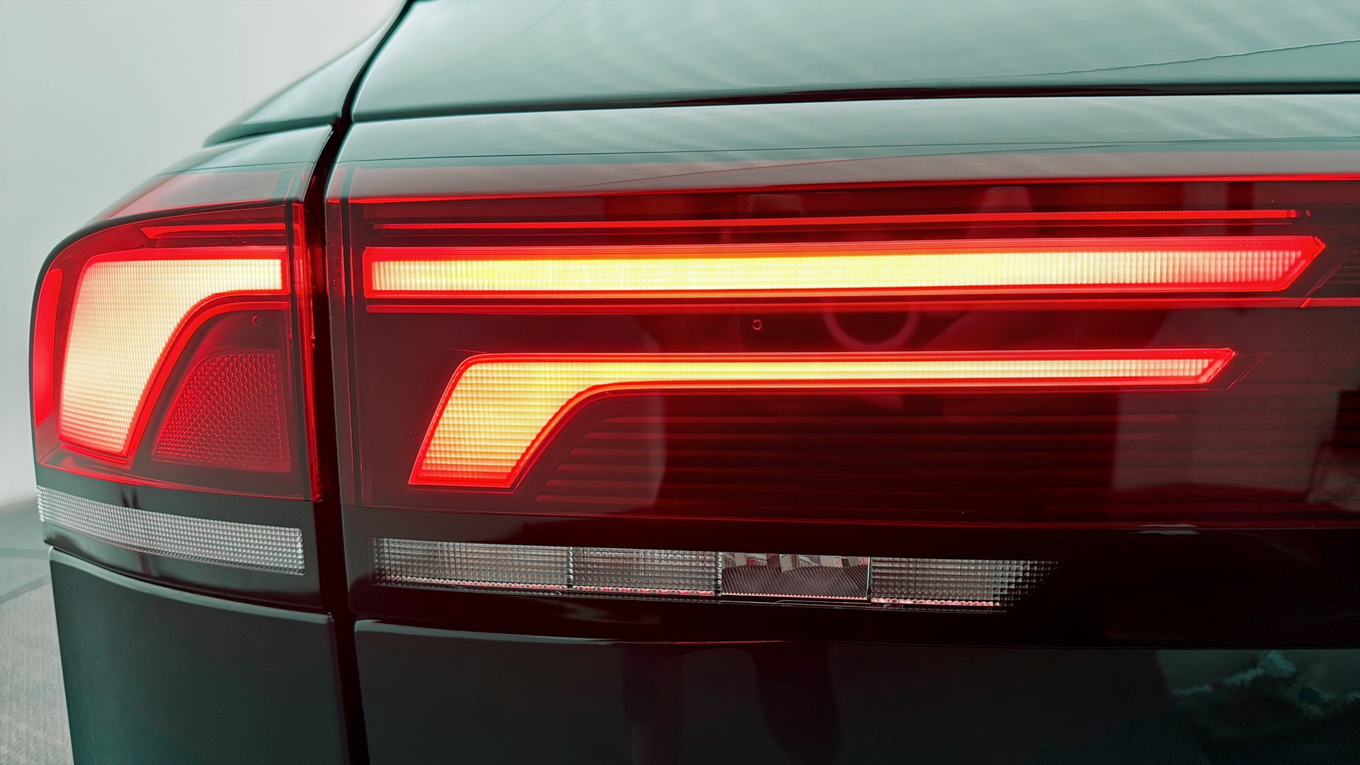 Volkswagen Tiguan CJF02R
