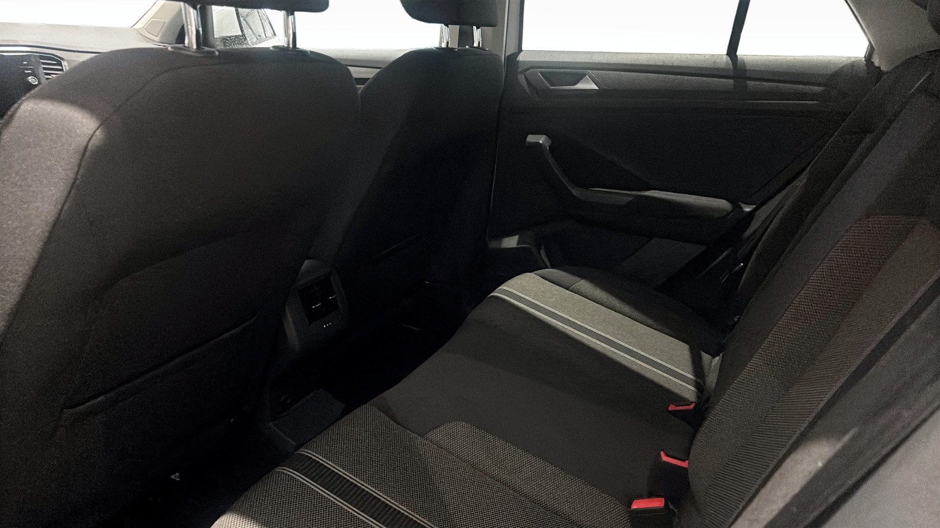 Volkswagen T-Roc CJG22W