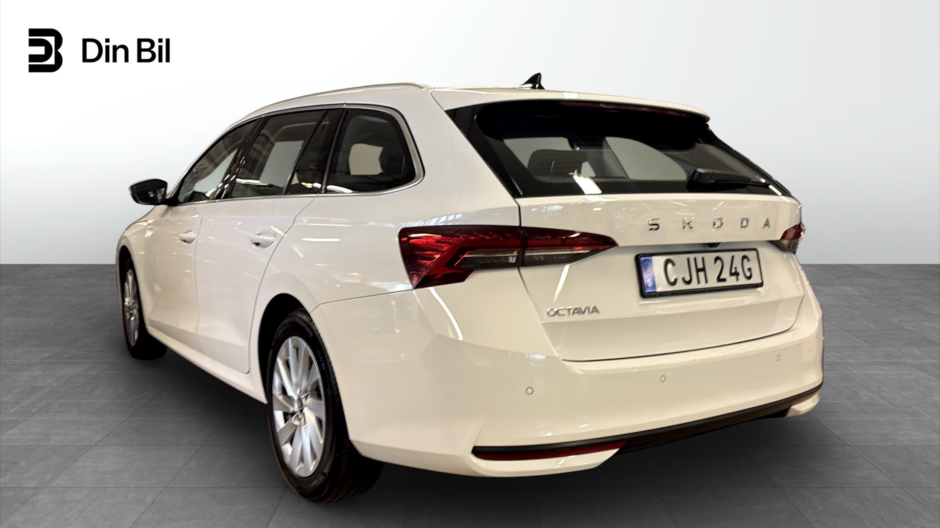 Skoda Octavia Combi CJH24G