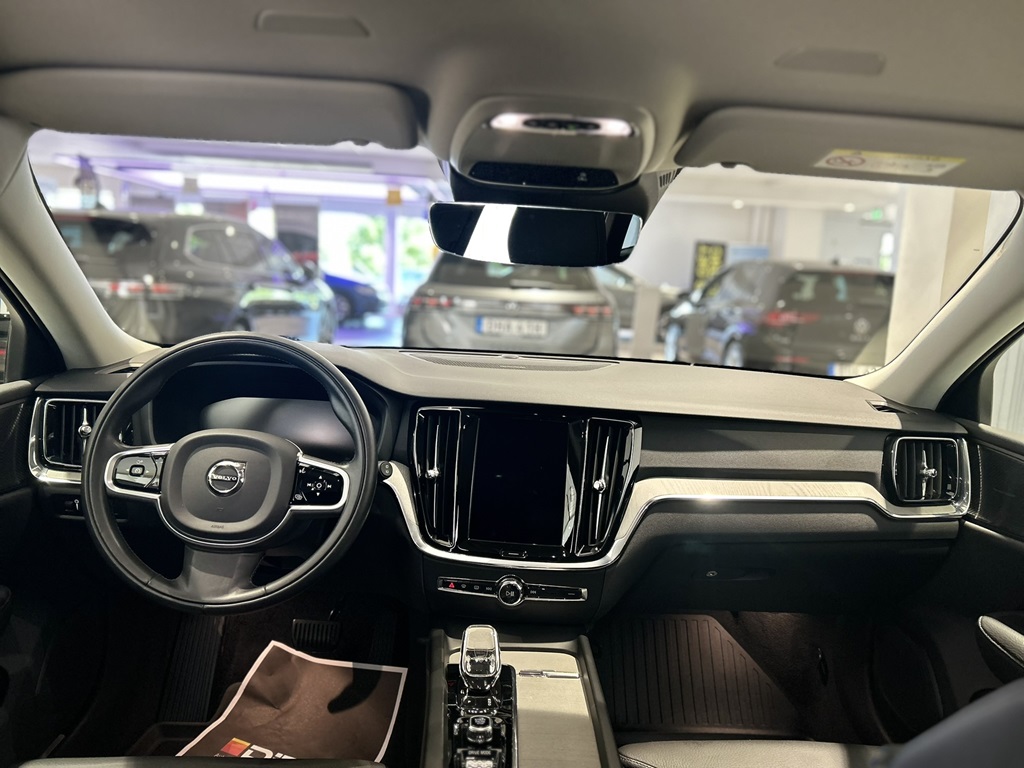 Volvo V60 CJK12A