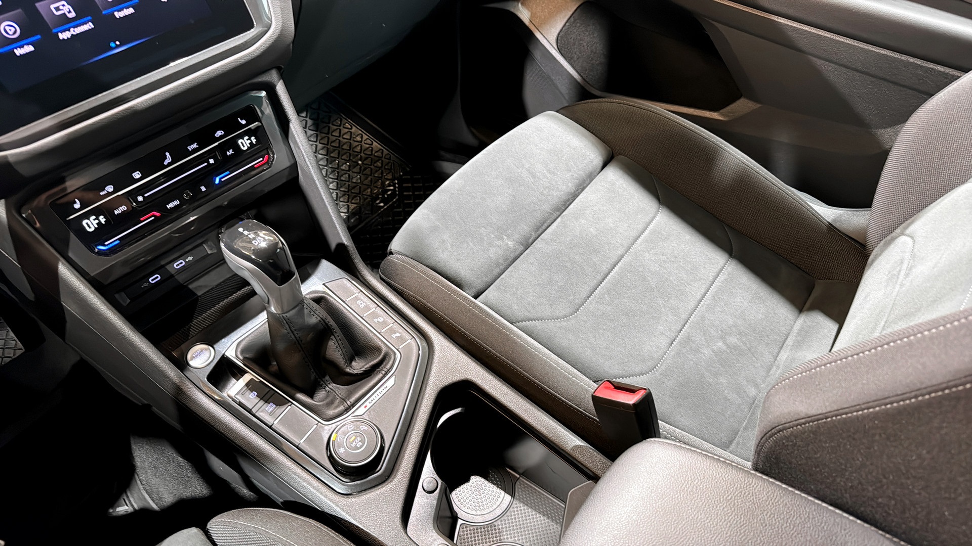 Volkswagen Tiguan CJK53N