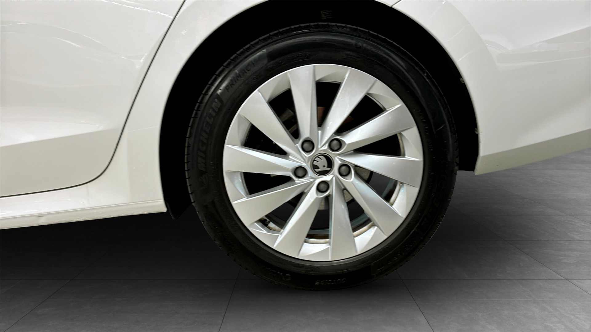 Skoda Octavia Combi CJM86Y