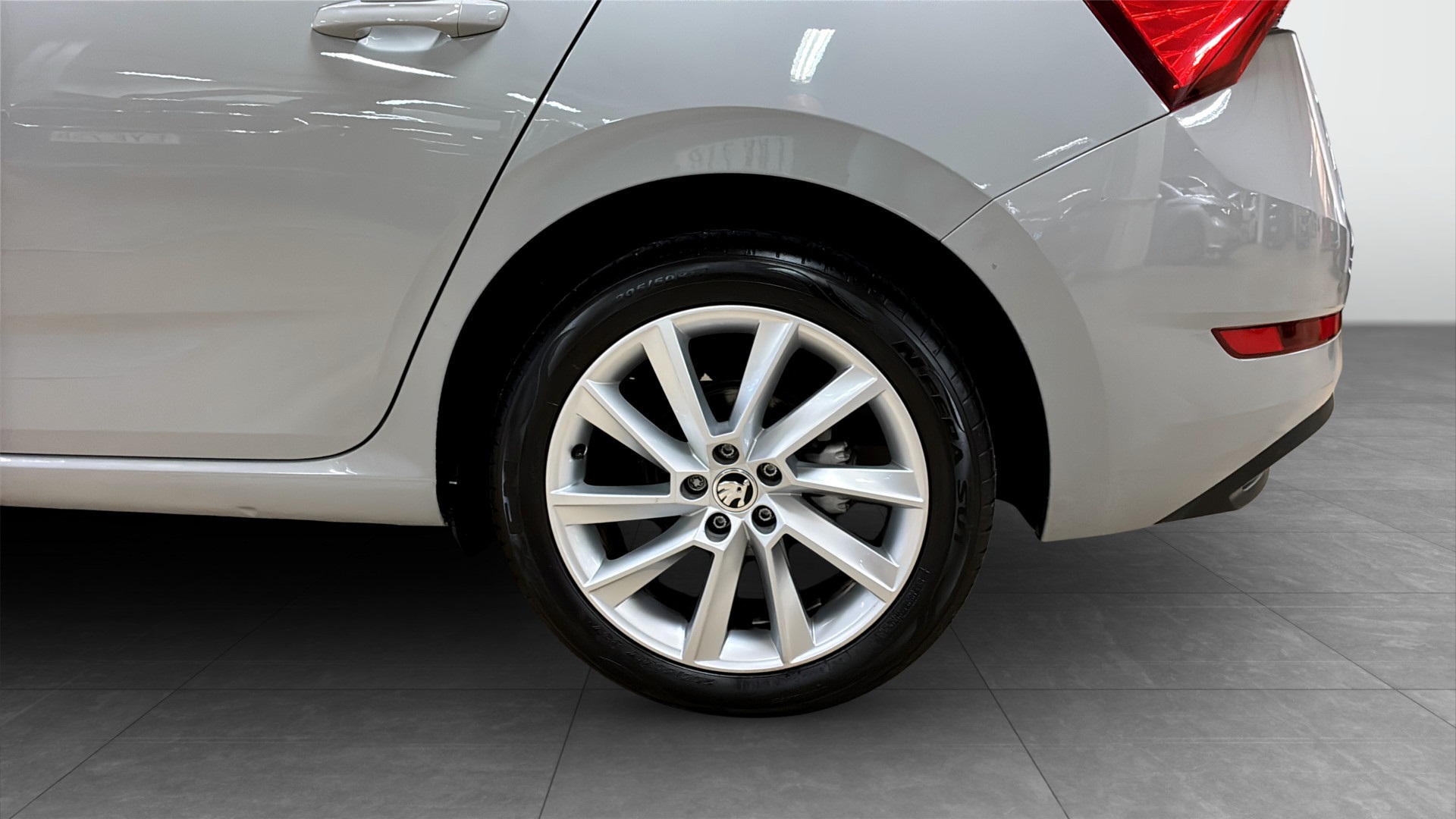 Skoda Scala CKR01C