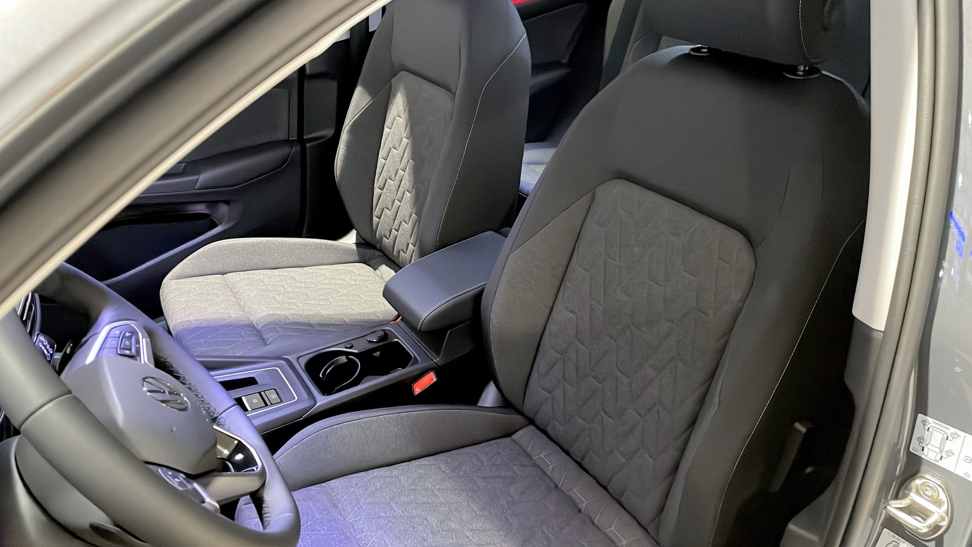 Volkswagen Golf CLJ07N