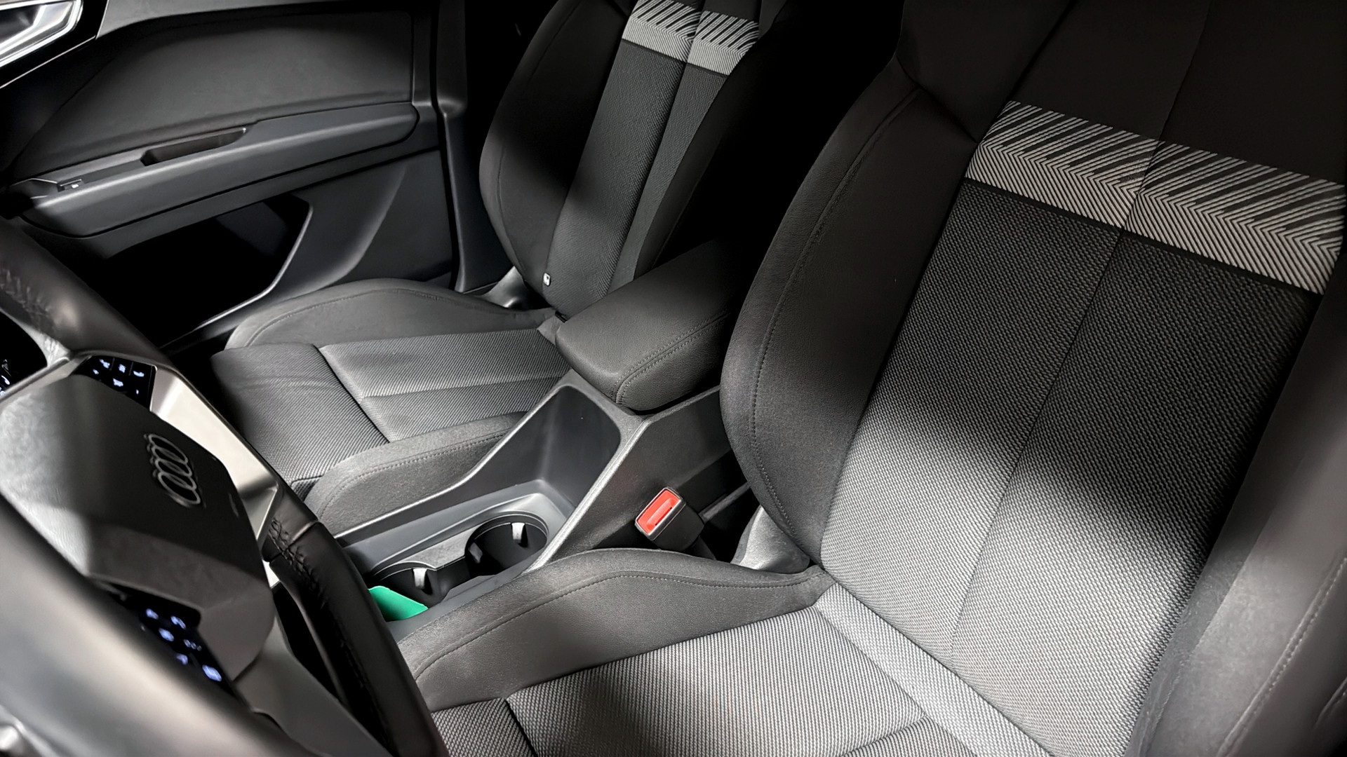 Audi Q4 e-tron CLL22S