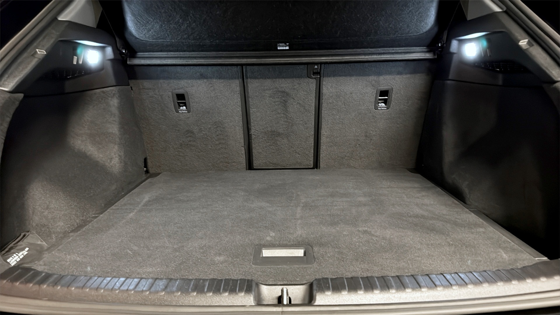 Audi Q4 e-tron CLL22S
