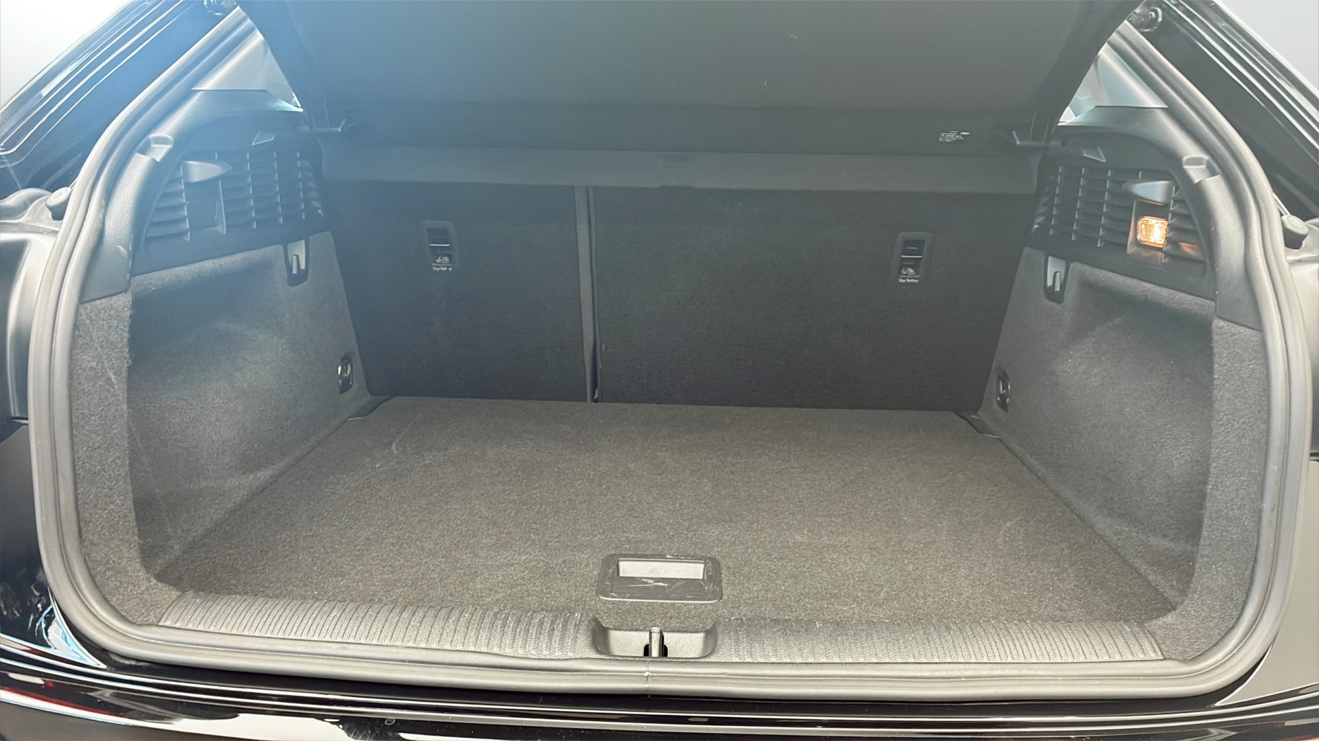 Audi Q2 CMP03E