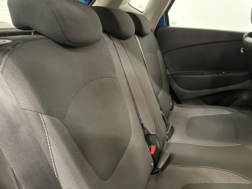 Renault Captur CNB810