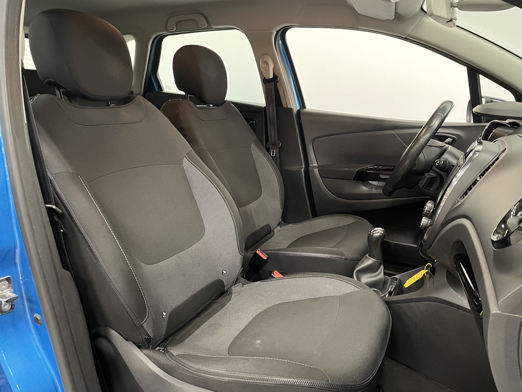 Renault Captur CNB810