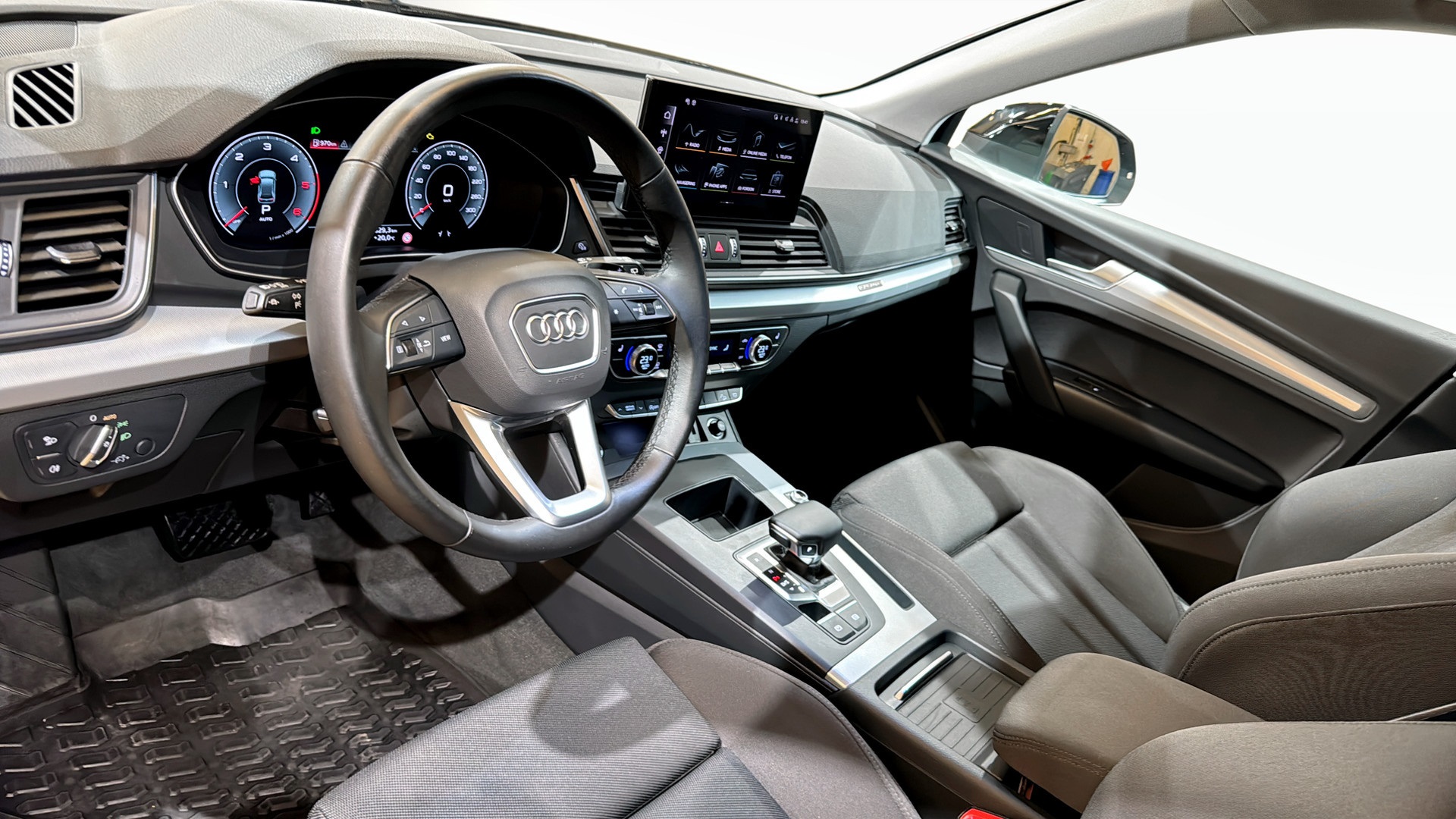 Audi Q5 CNJ49J