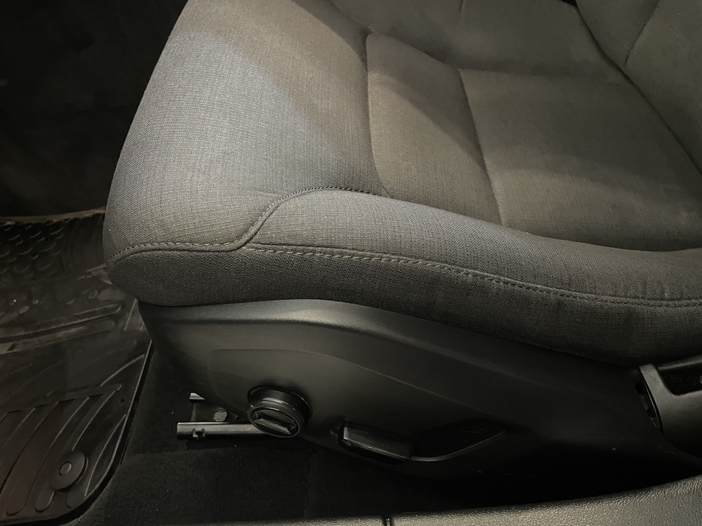 Volvo V60 CNJ84R