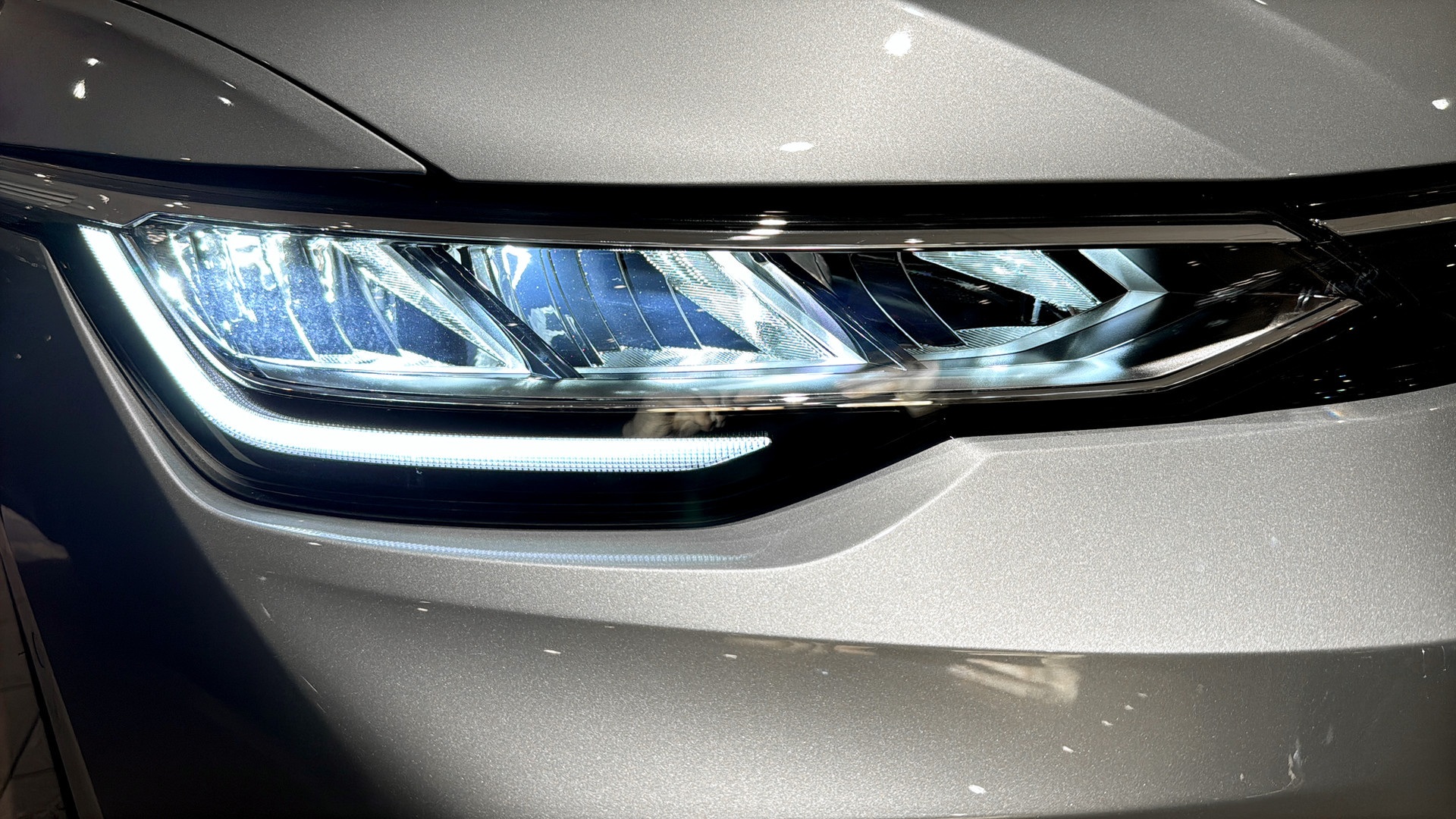Volkswagen Golf COJ08M