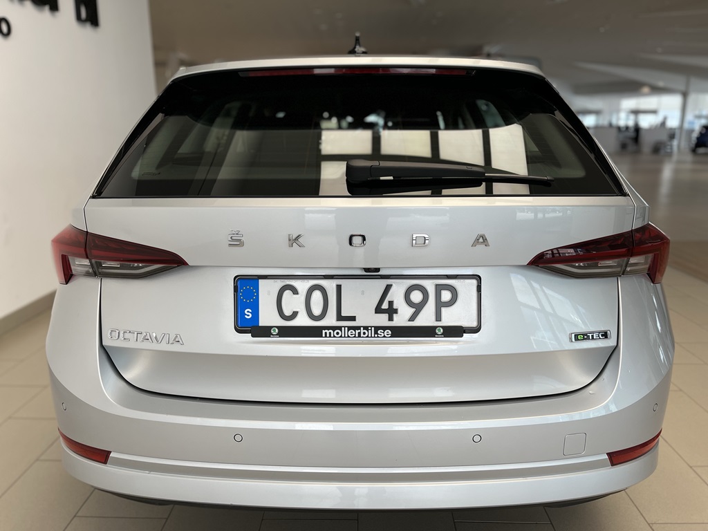 Skoda Octavia Combi COL49P