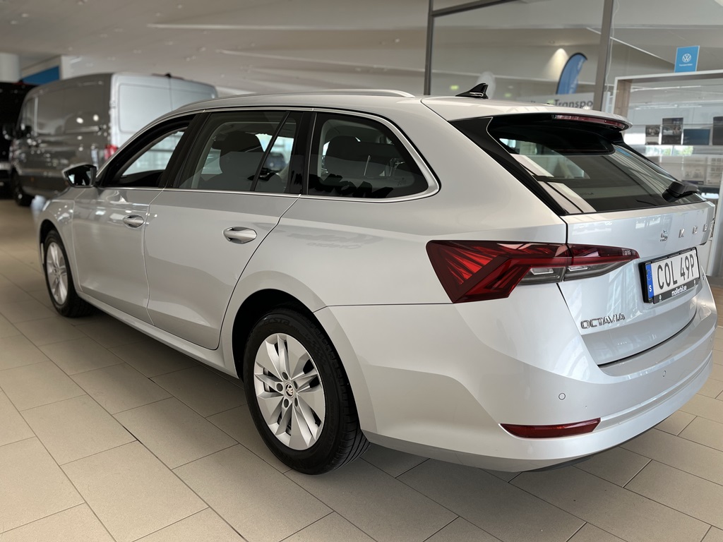 Skoda Octavia Combi COL49P