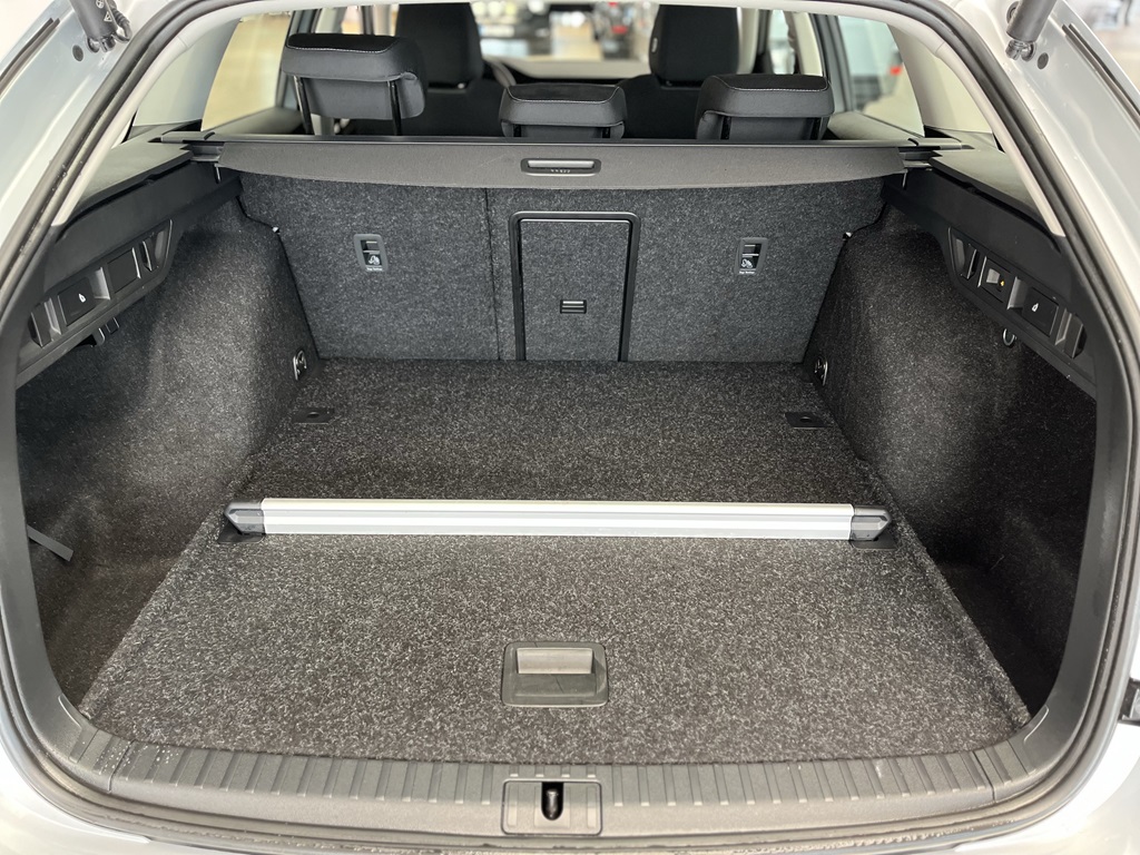 Skoda Octavia Combi COL49P