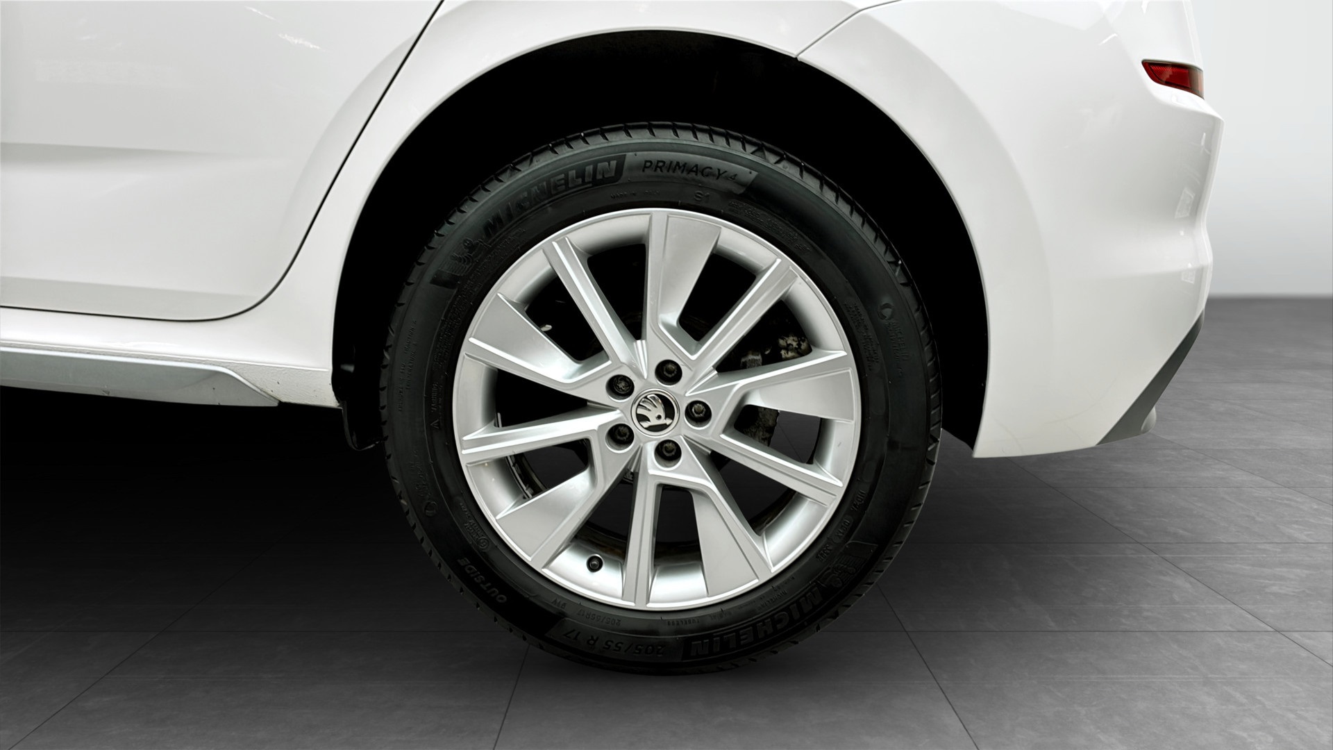 Skoda Kamiq COM49C
