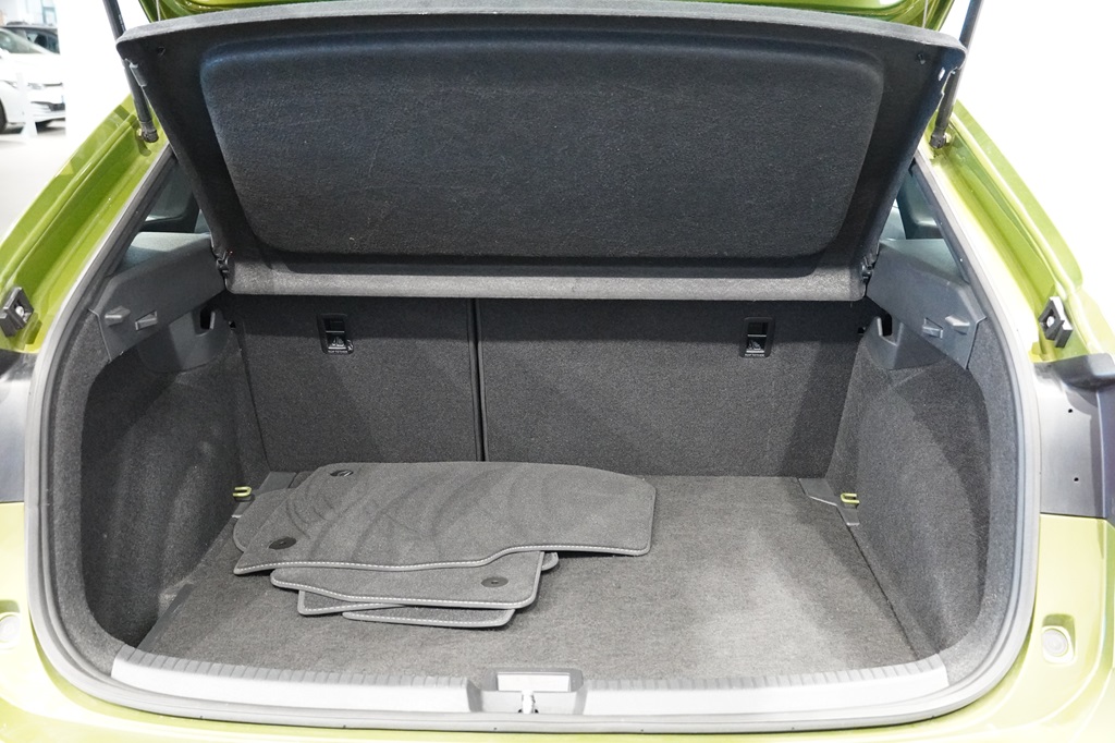 Volkswagen Taigo CRG02B