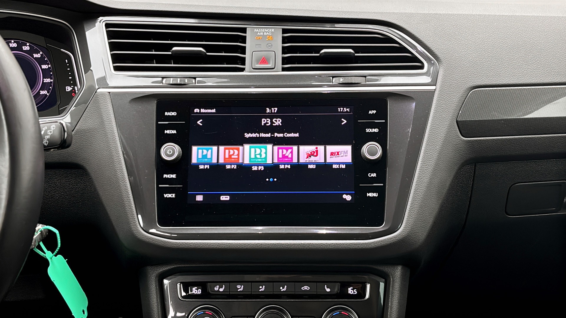 Volkswagen Tiguan CRG84A