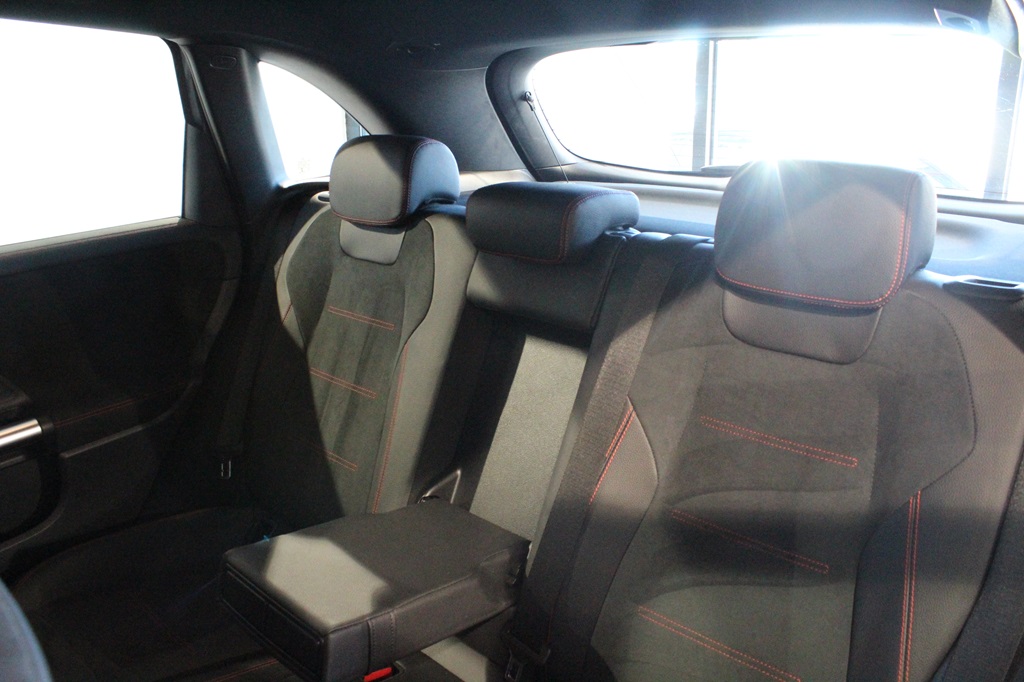Mercedes B 180 CRH95X