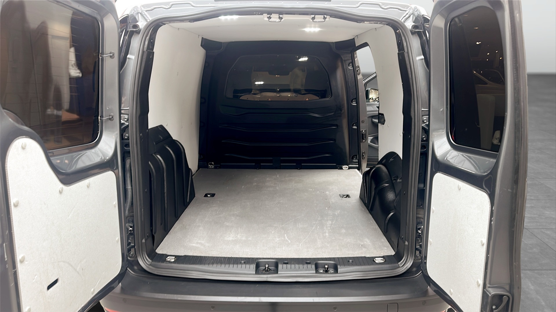 Volkswagen Caddy CRP48J