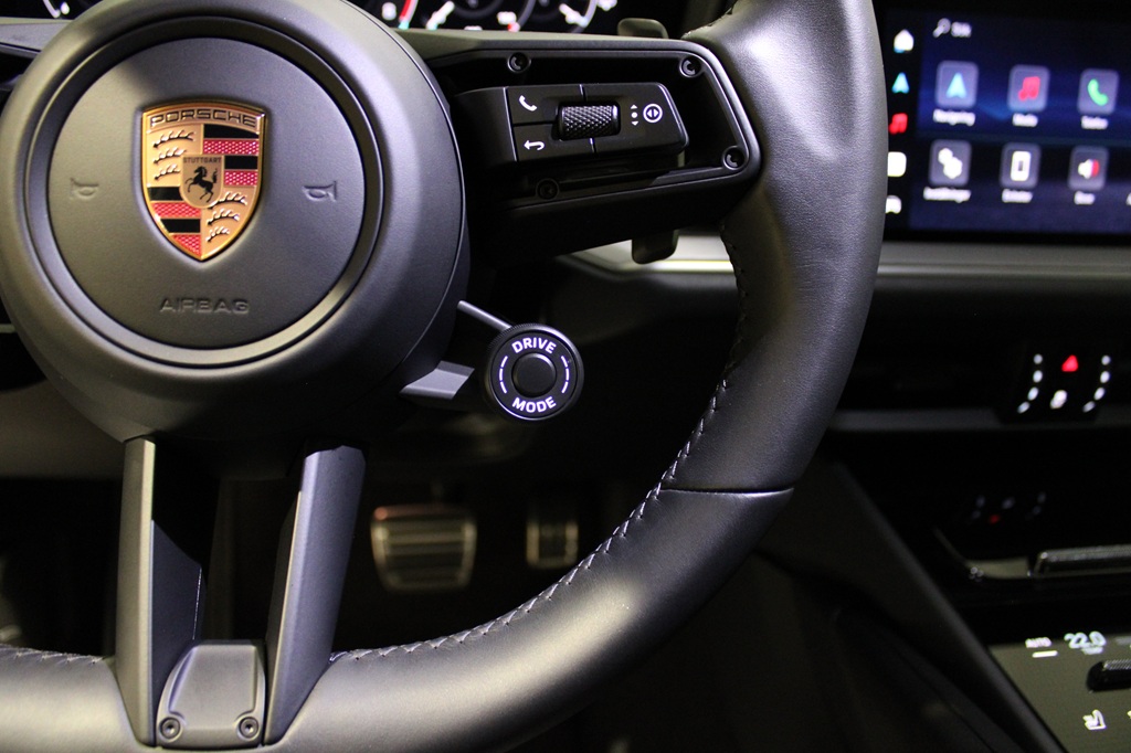 Porsche Cayenne CRT02Y