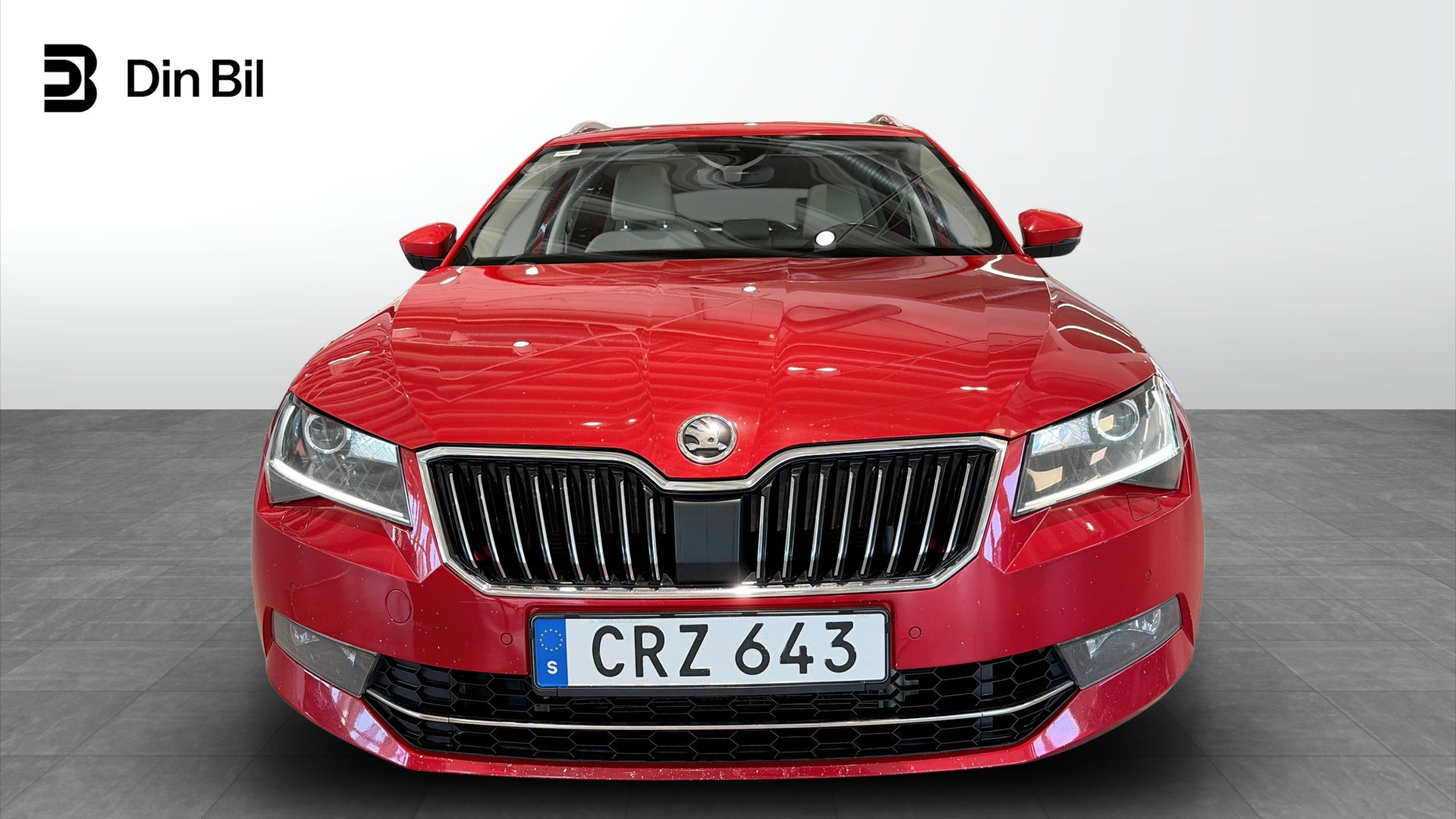 Skoda Superb Combi CRZ643