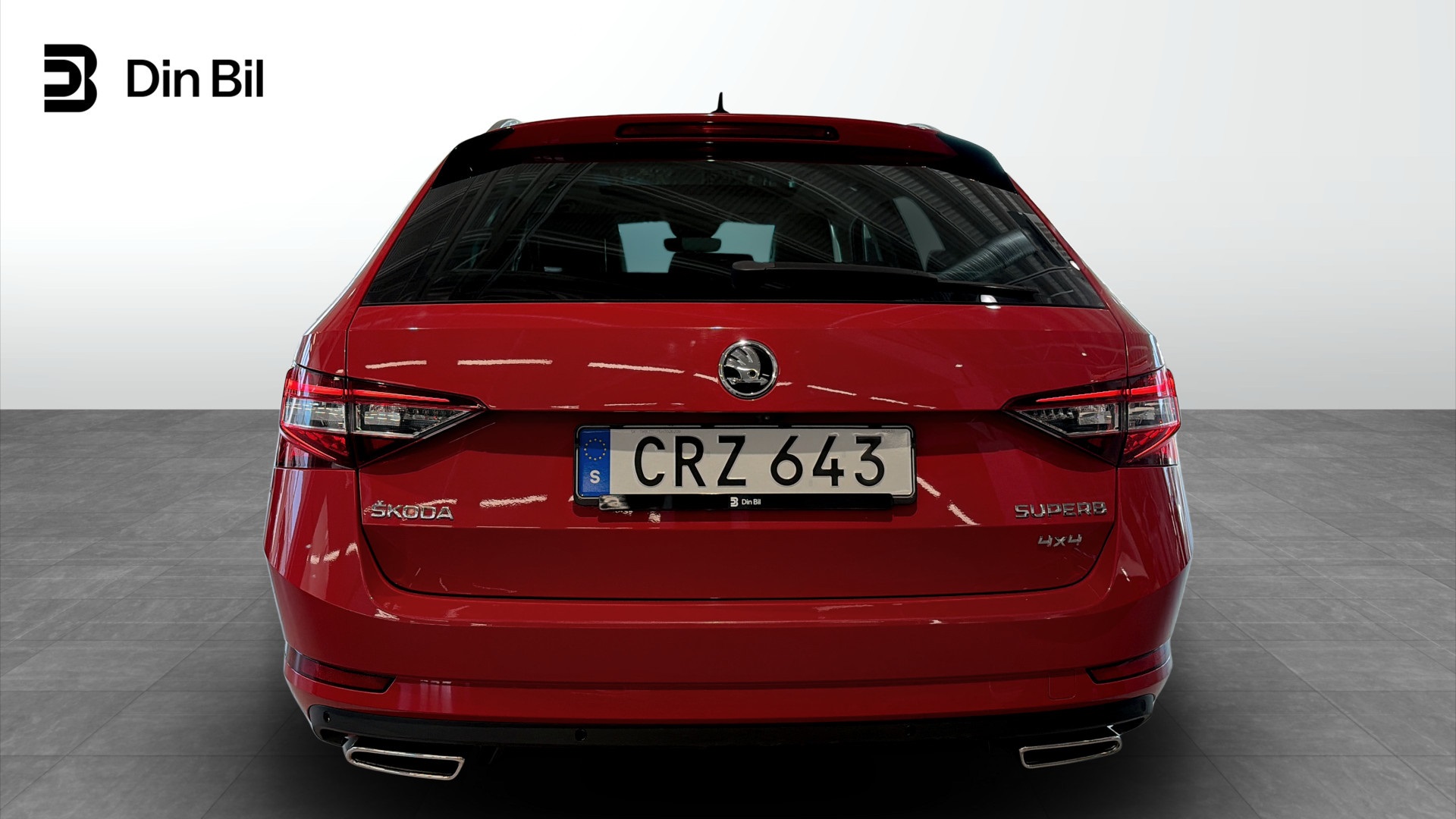 Skoda Superb Combi CRZ643