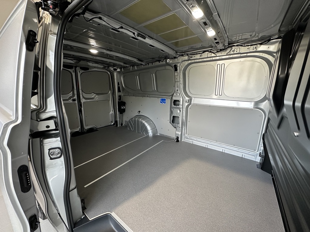 Volkswagen T7 Transporter CSH87H
