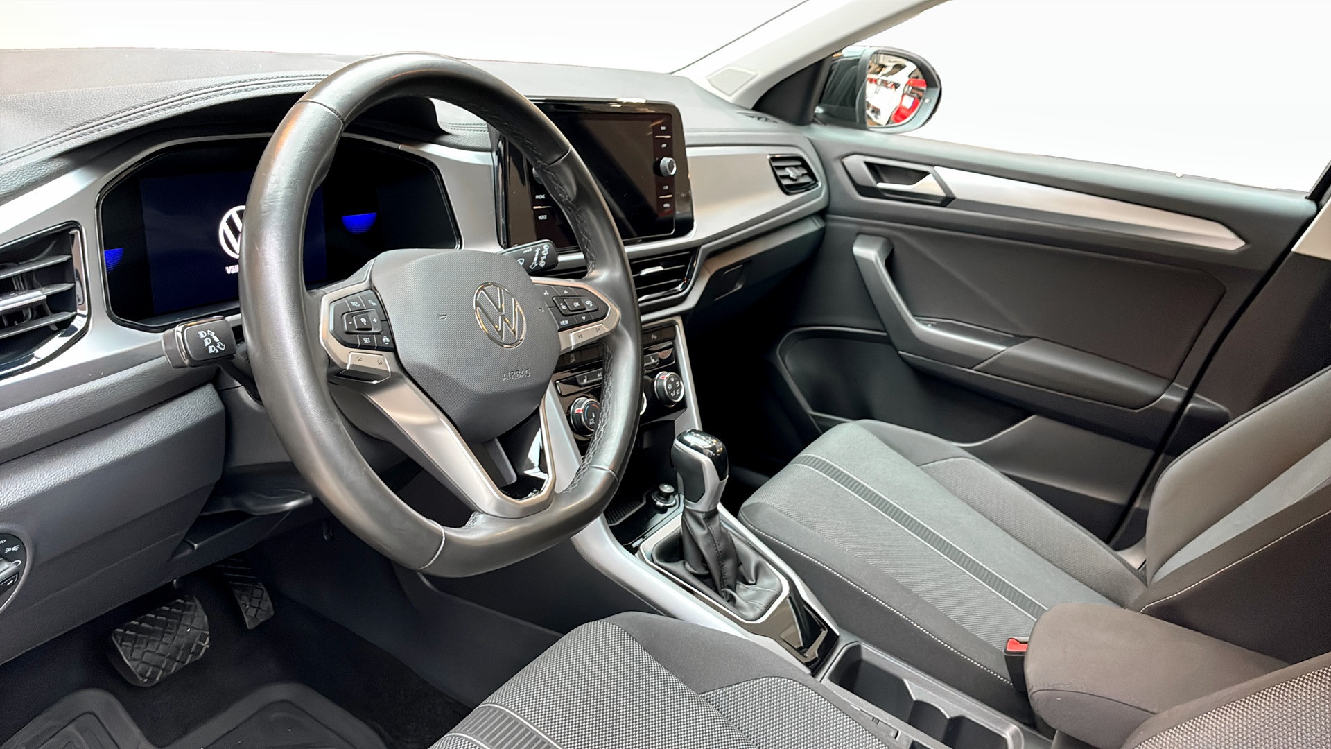 Volkswagen T-Roc CTE03A
