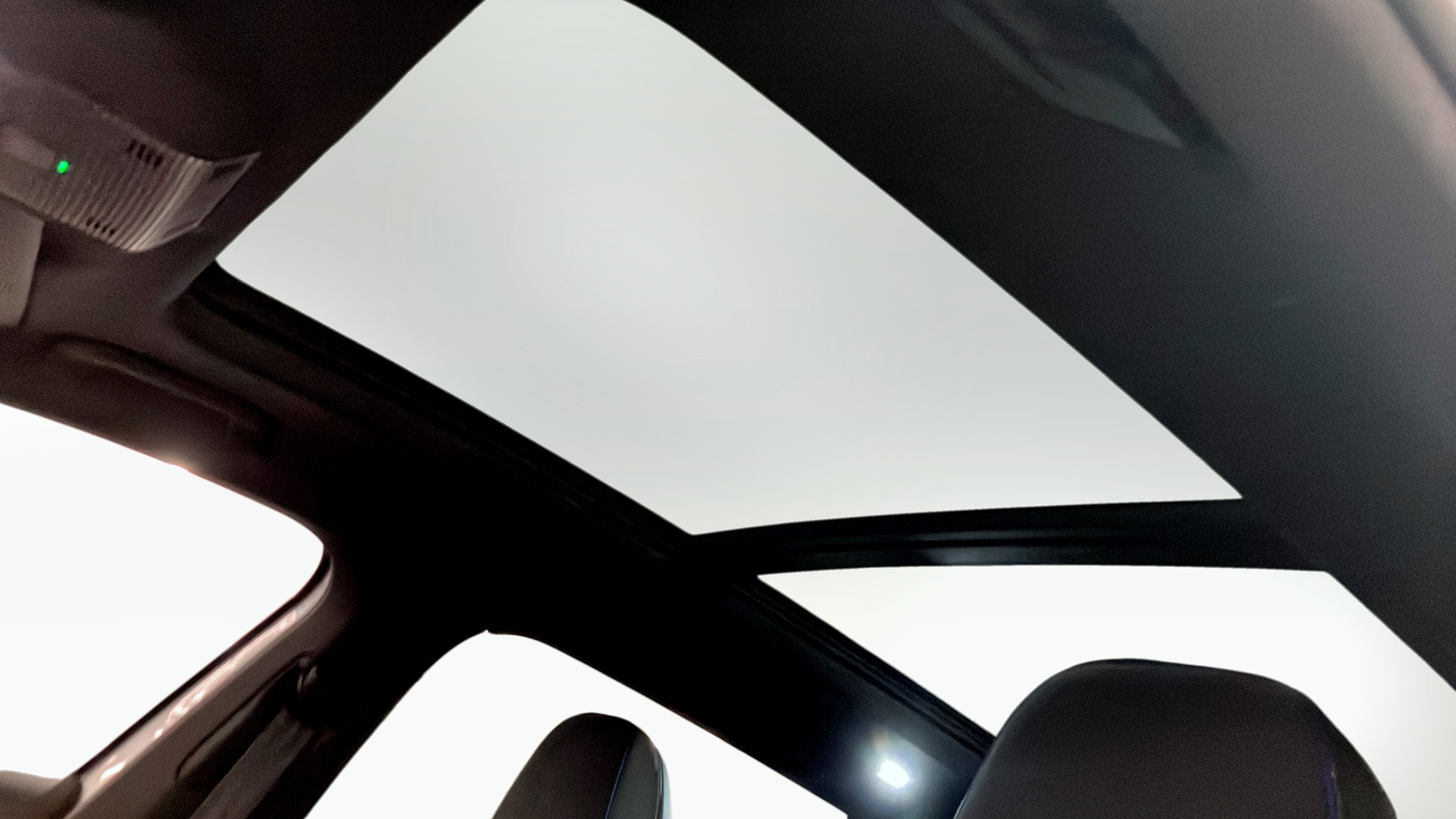 Volkswagen Passat CXZ39D
