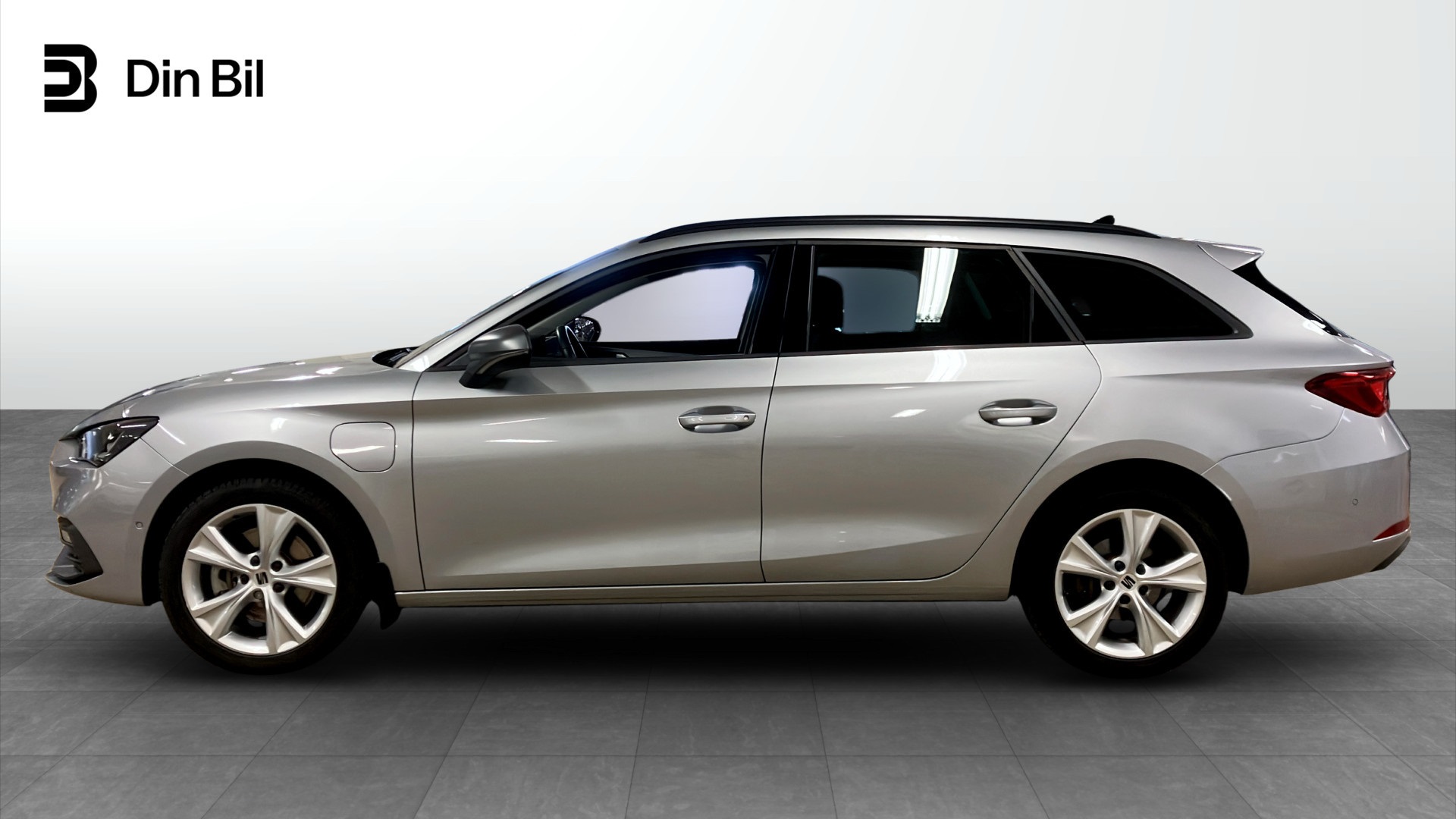 SEAT Leon Sportstourer CYK86Y