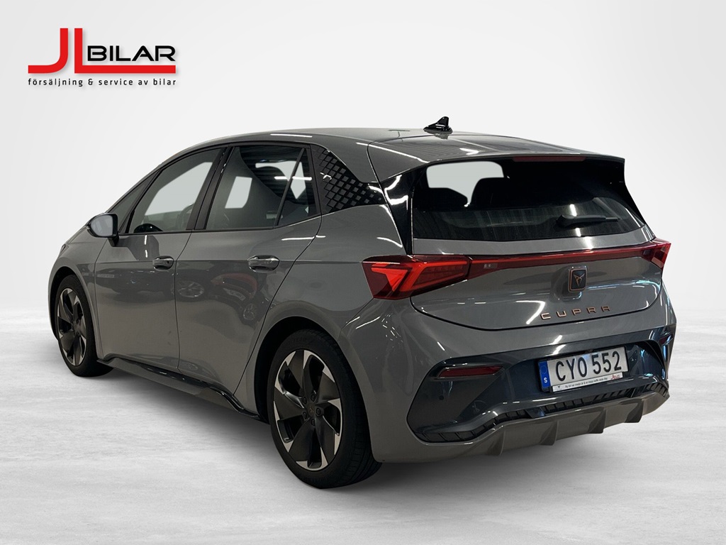 CUPRA Born CYO552