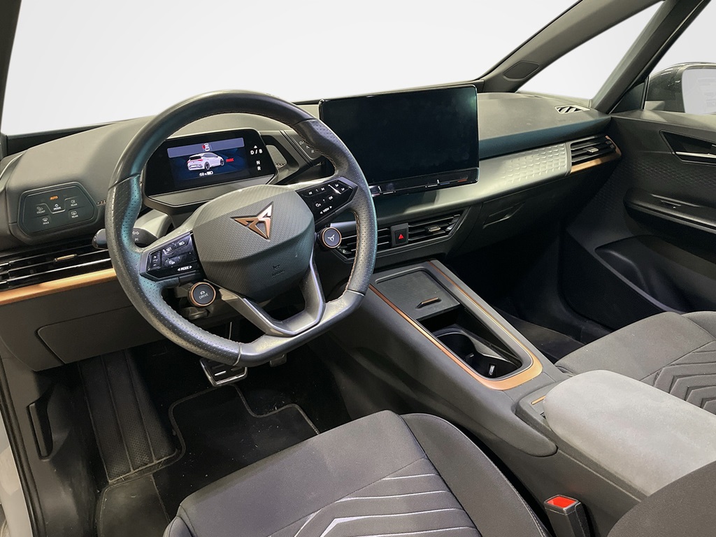 CUPRA Born CYO552