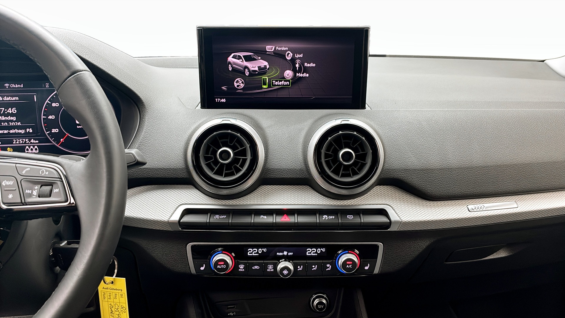 Audi Q2 CYS49E