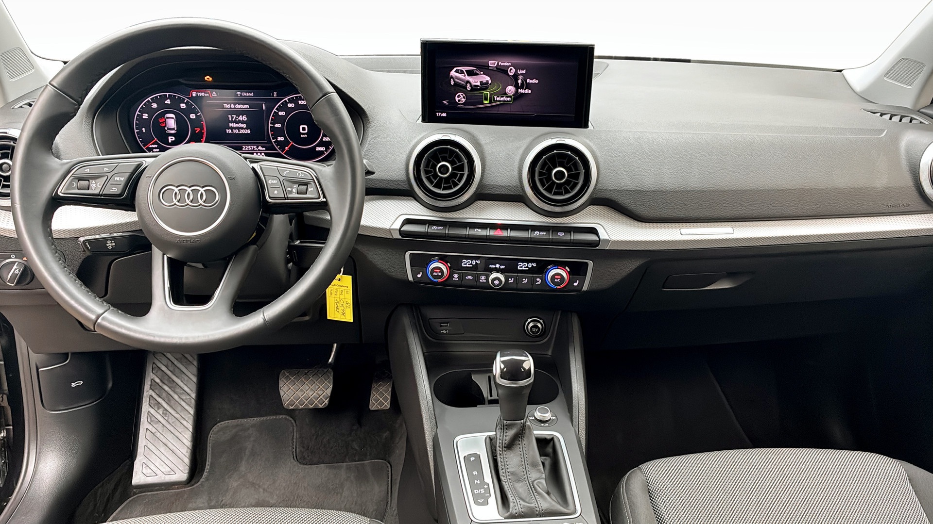 Audi Q2 CYS49E