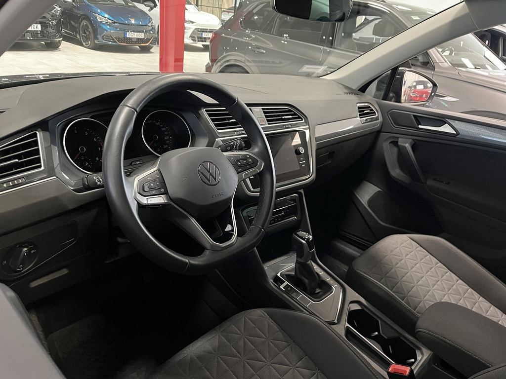 Volkswagen Tiguan DAC34B