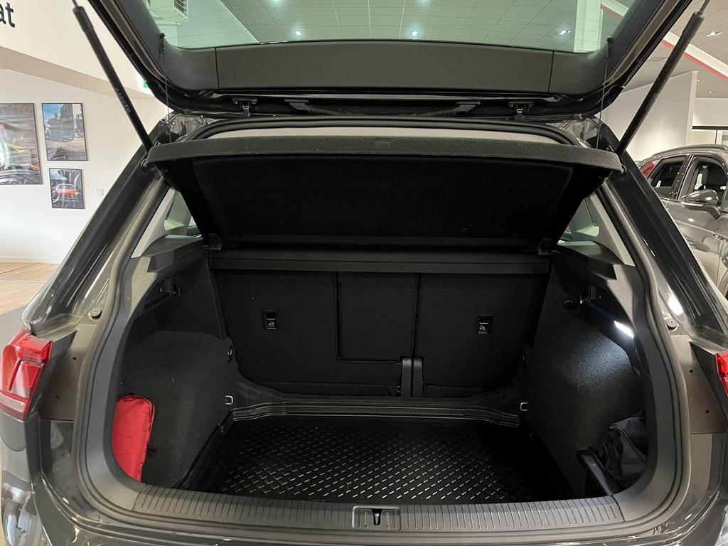 Volkswagen Tiguan DAC34B