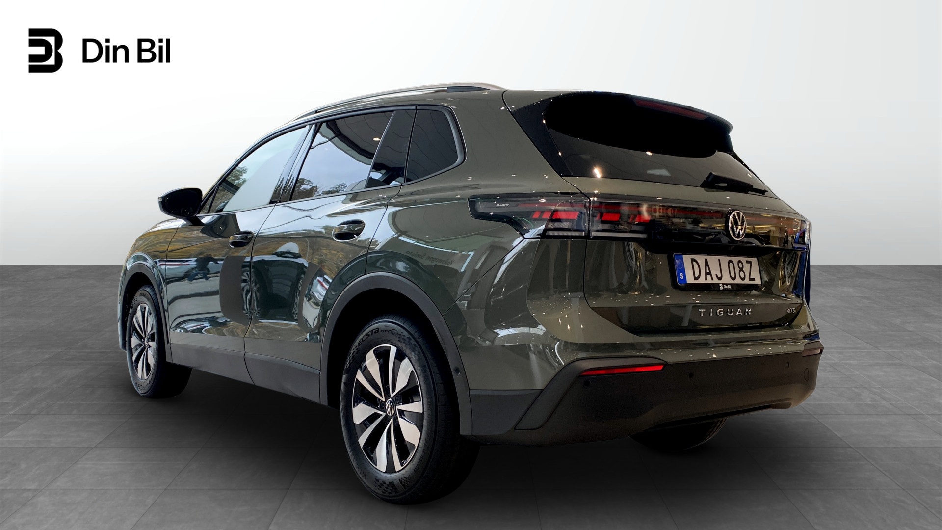Volkswagen Tiguan DAJ08Z