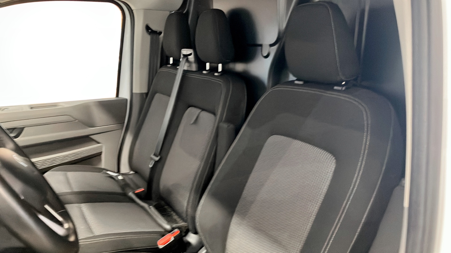 Volkswagen T7 Transporter DAL98G