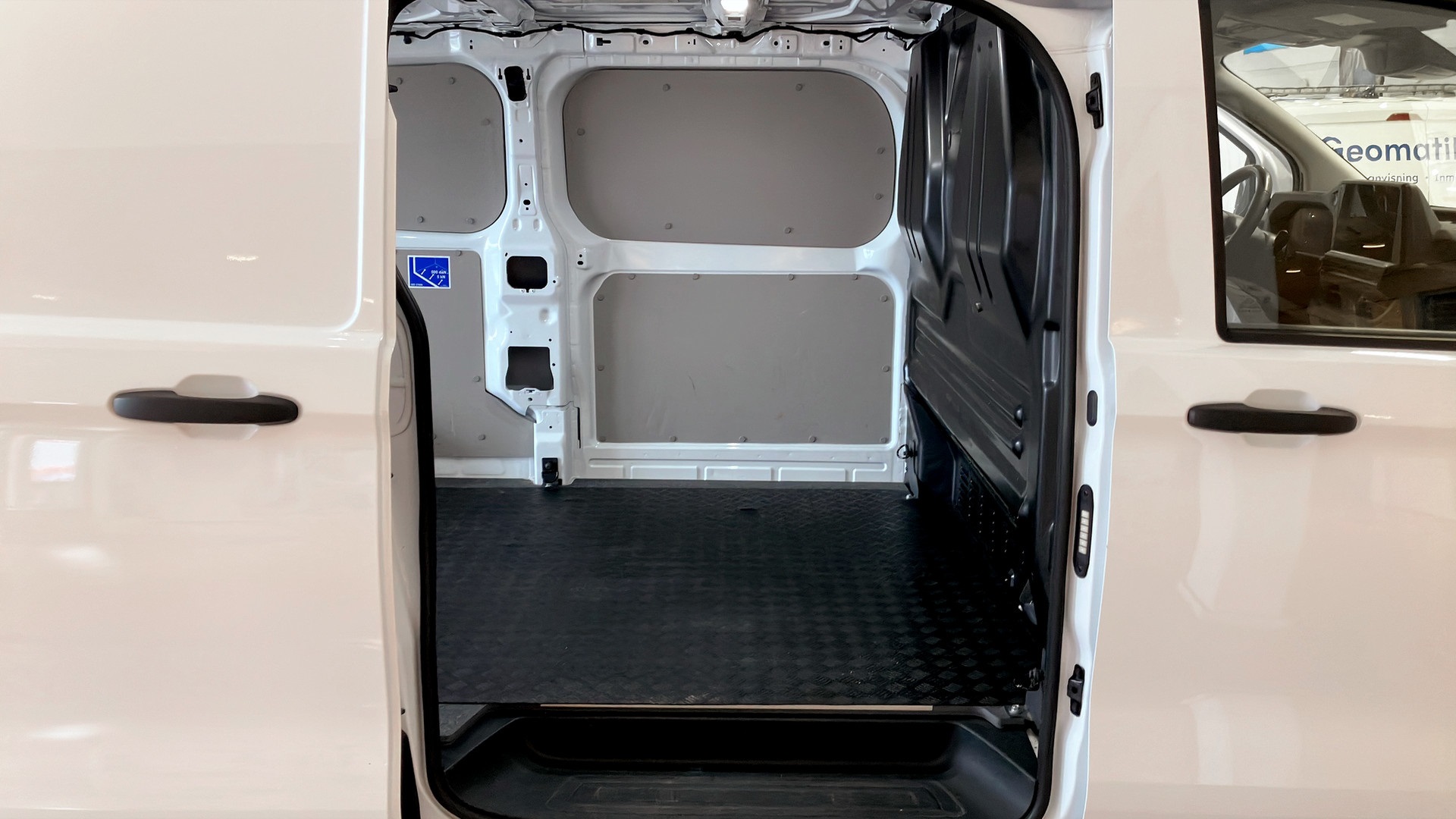 Volkswagen T7 Transporter DAL98G