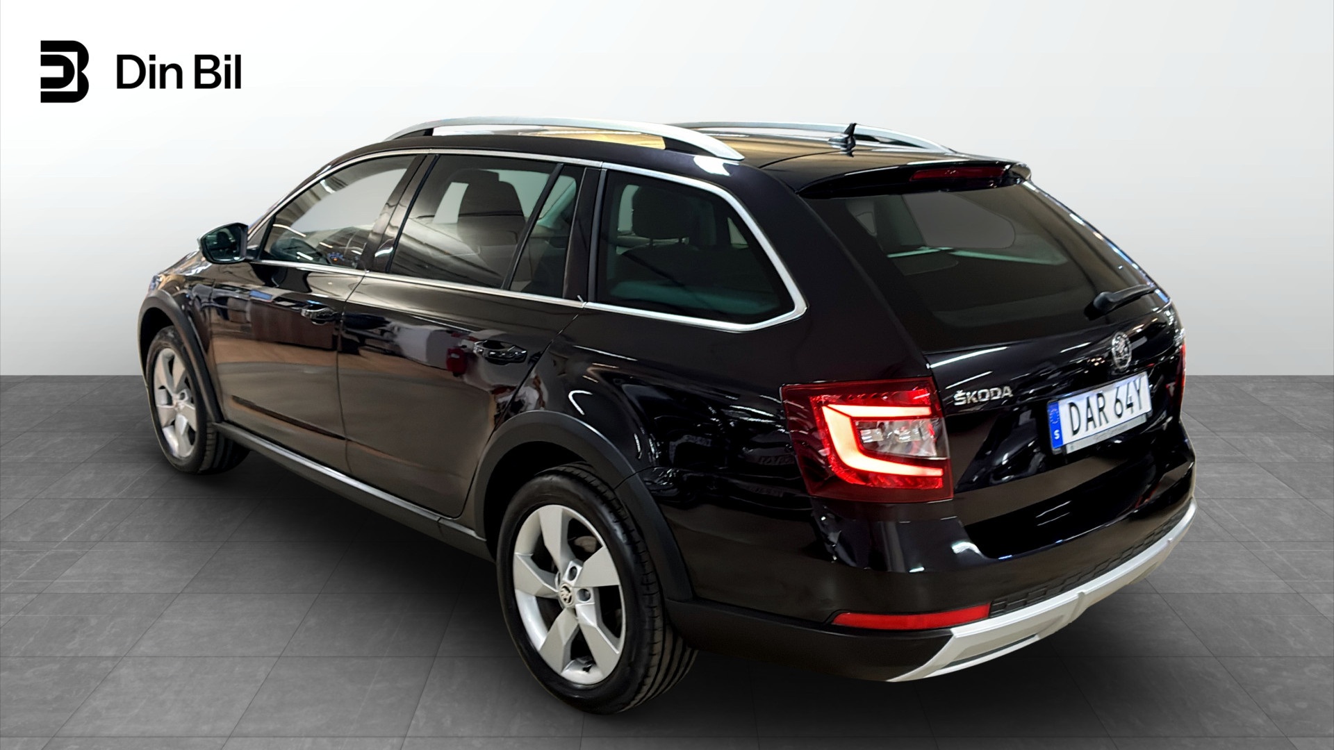 Skoda Octavia Combi DAR64Y