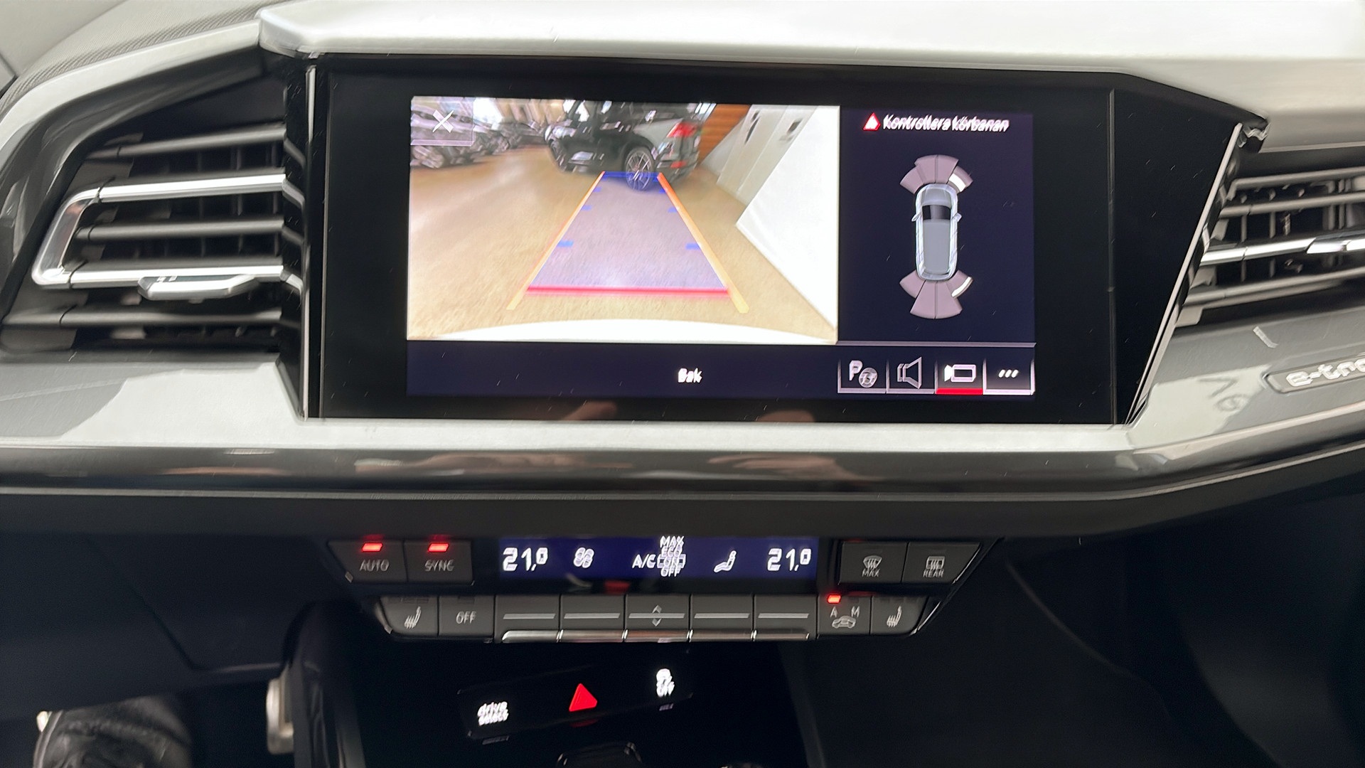 Audi Q4 e-tron DAZ50E