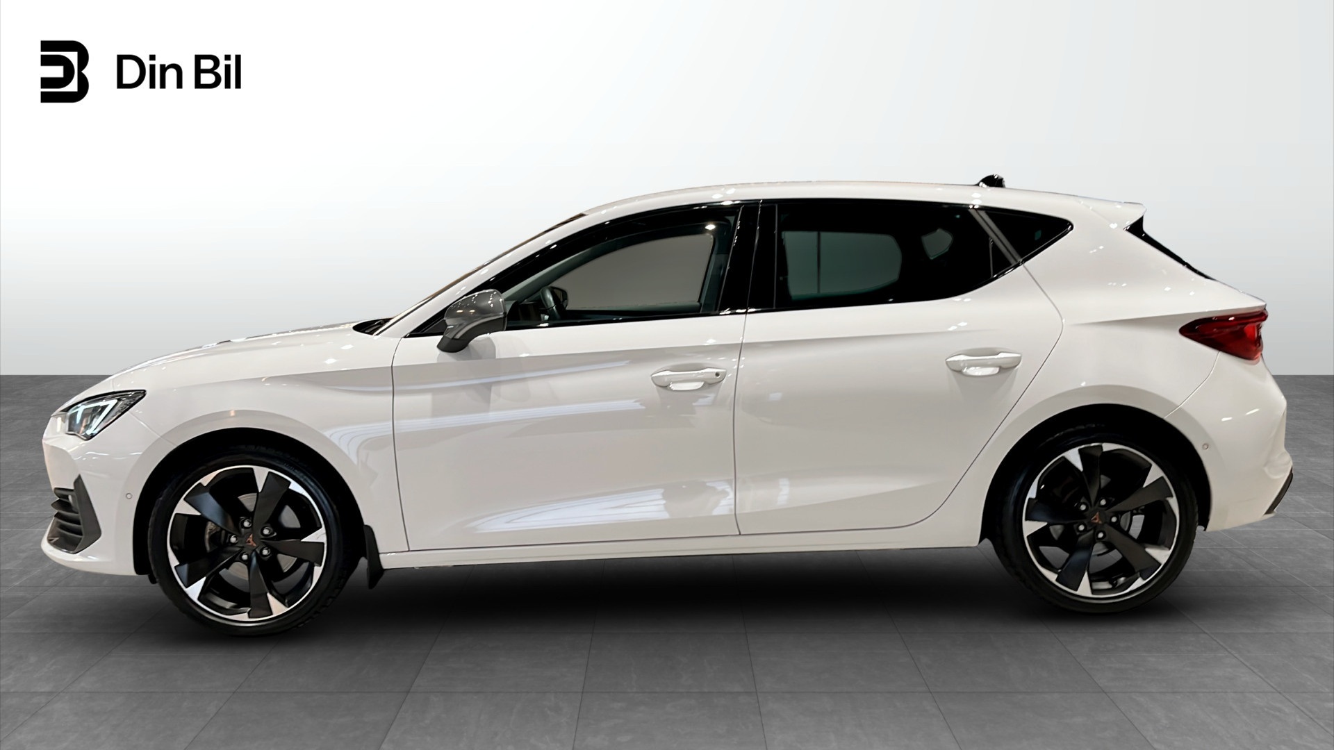 CUPRA Leon DBB402