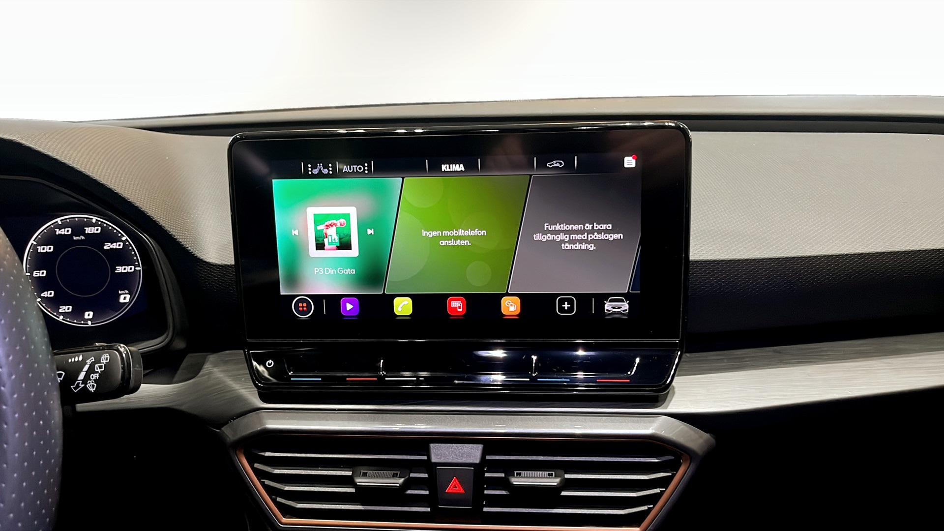 CUPRA Leon DBB402