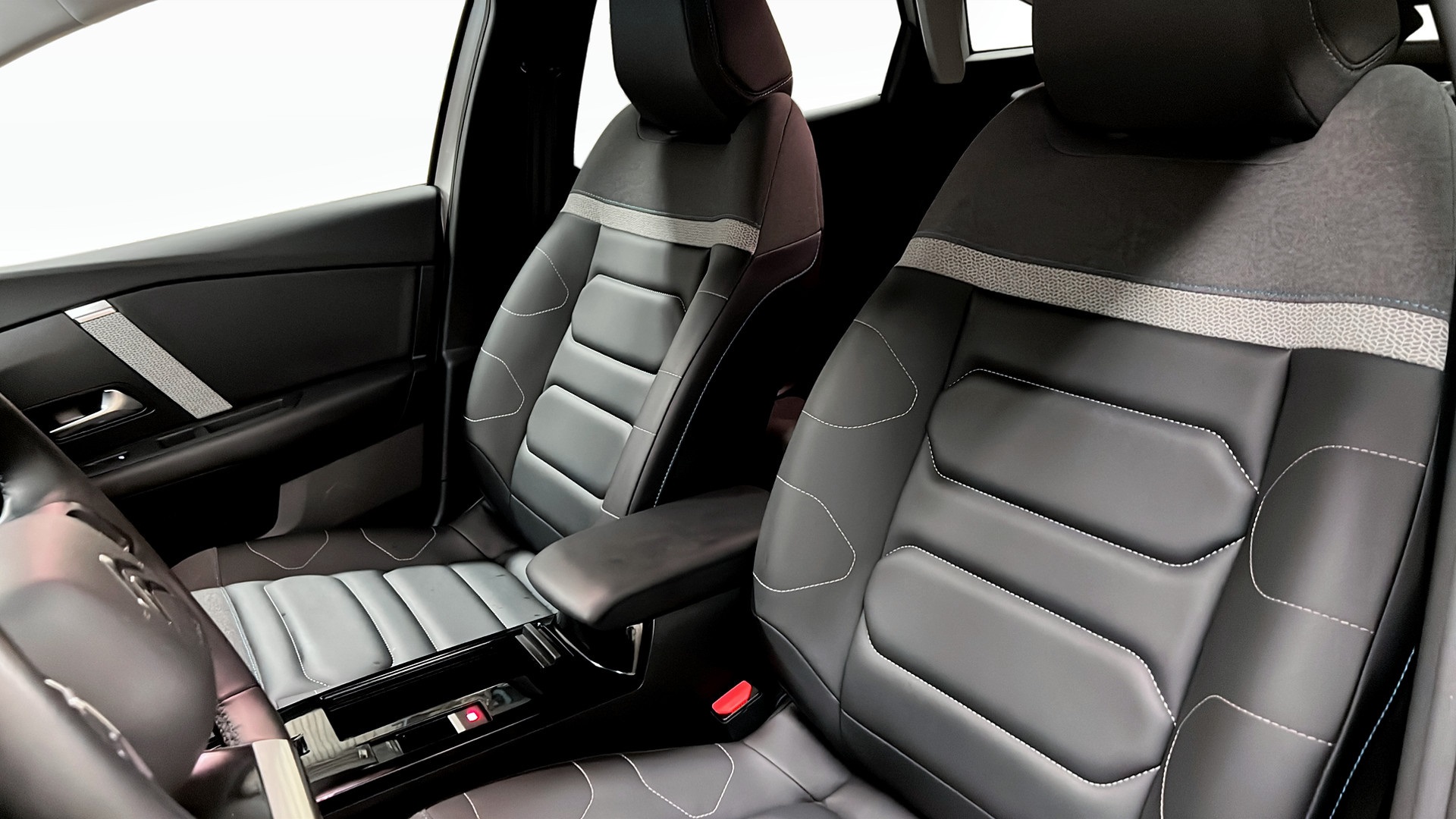 Citroen C4 DBG34N
