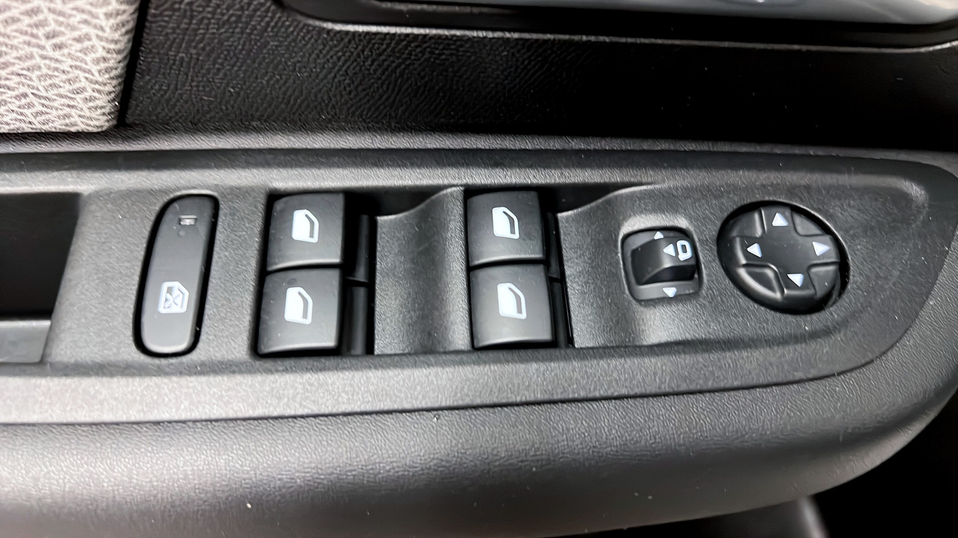 Citroen C4 DBG34N