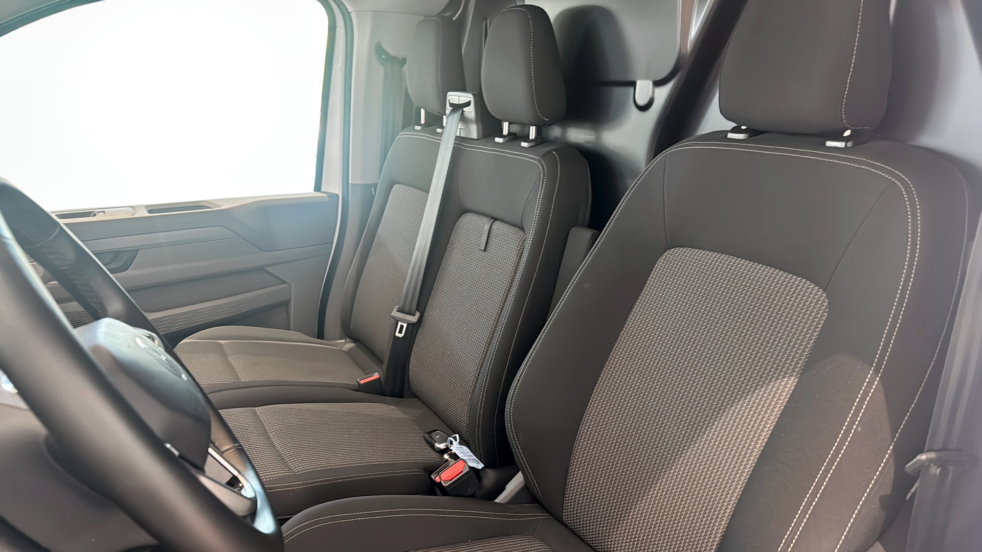 Volkswagen T7 Transporter DBH35T
